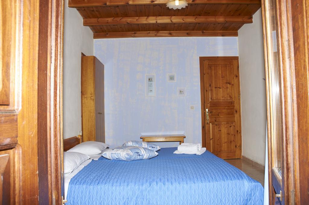 Apartment Kamares *